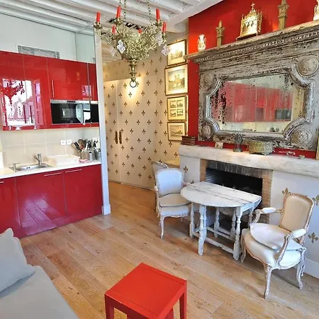 Charming Near Notre Dame Fdl Apartament