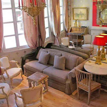 Charming Near Notre Dame Fdl Apartment